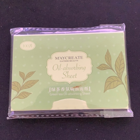 Other - 3/$10 NWT 100 oil absorbing sheets